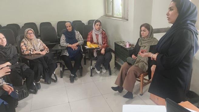برگزاری کلاس آموزشی تغذیه سالم به مناسبت روز جهانی فشارخون